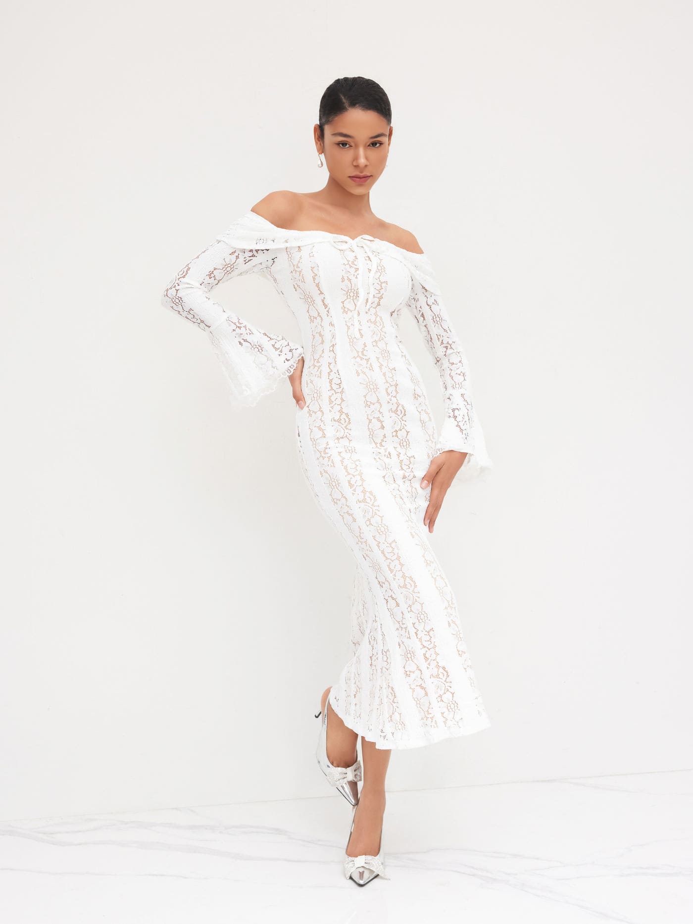 Eve - Lace Maxi Dress - Inaya