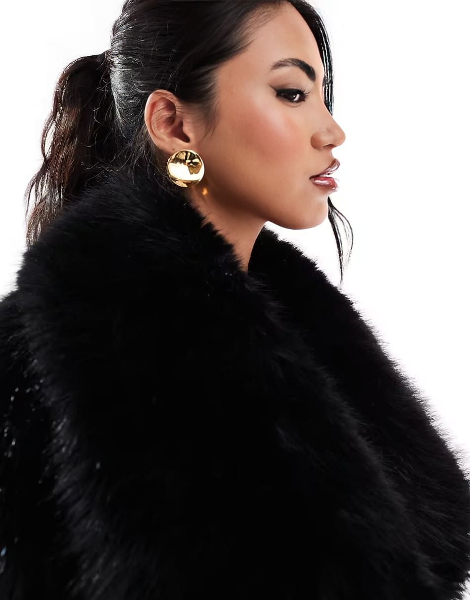 Lilyna - Coat faux fur - Inaya