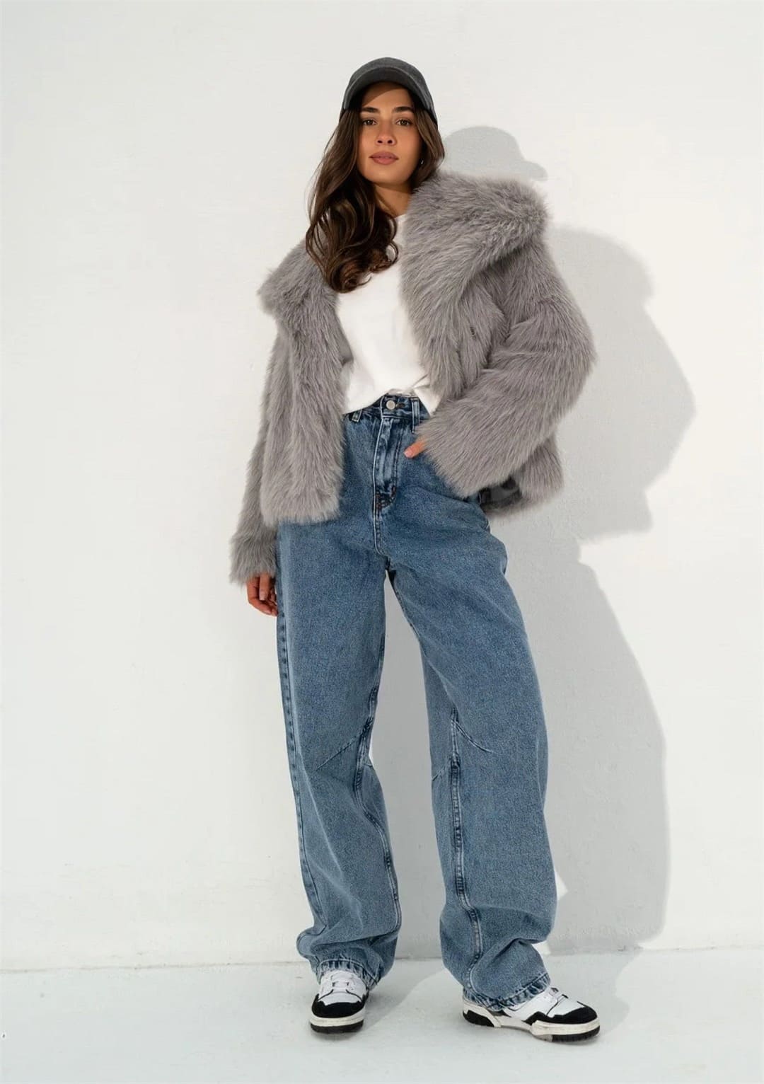 Lilyna - Coat faux fur - Inaya