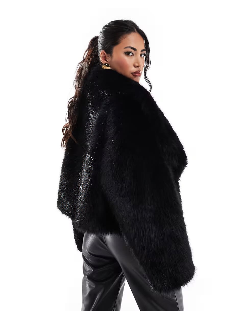 Lilyna - Coat faux fur - Inaya