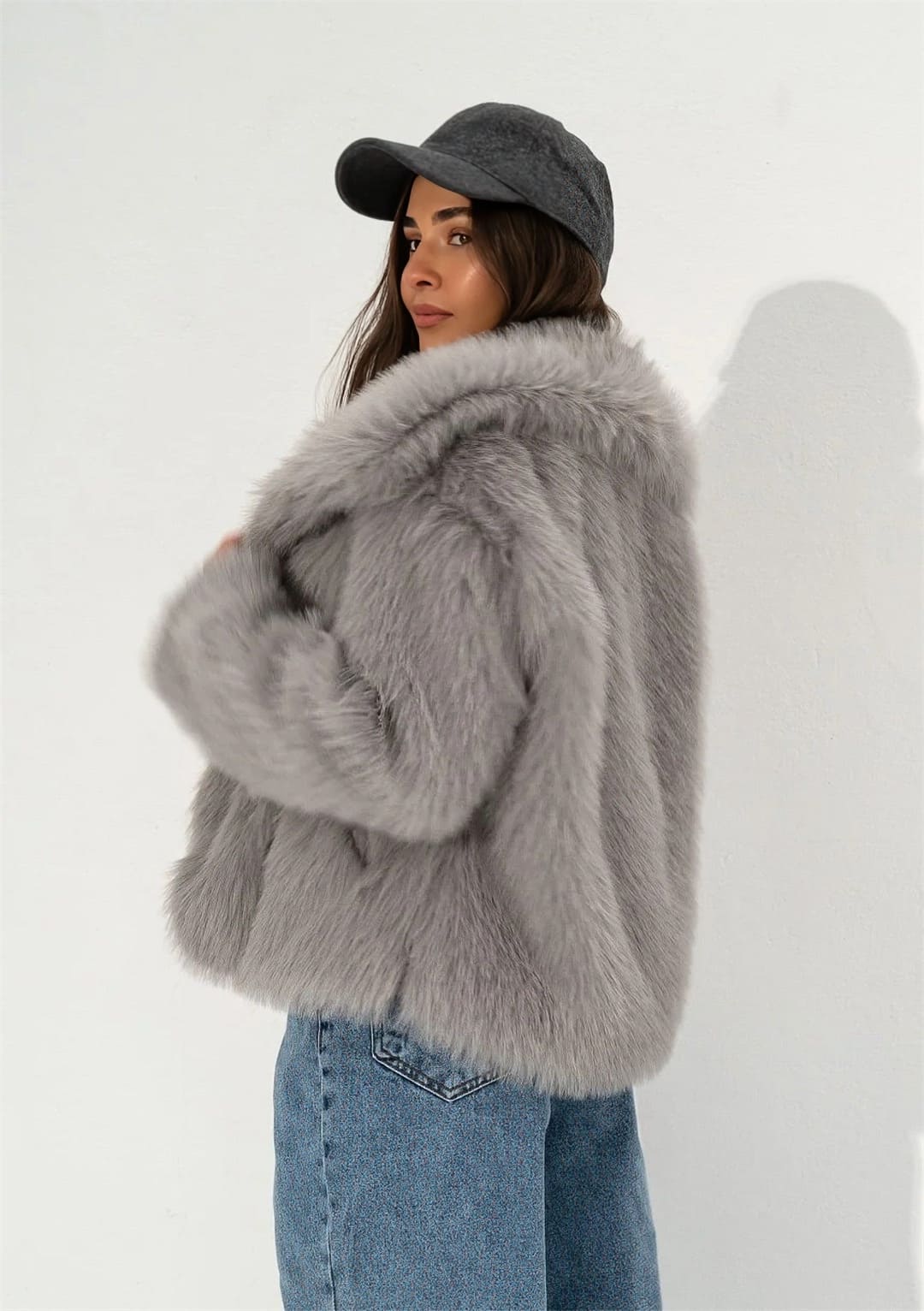Lilyna - Coat faux fur - Inaya