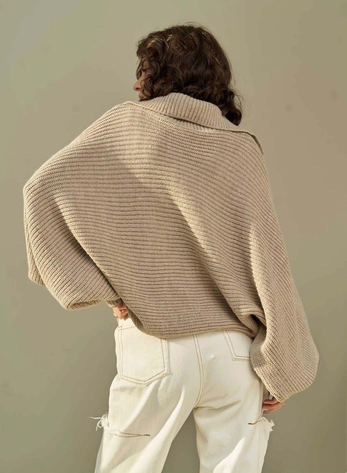 Naia – Le Tricot Doux Sculpté