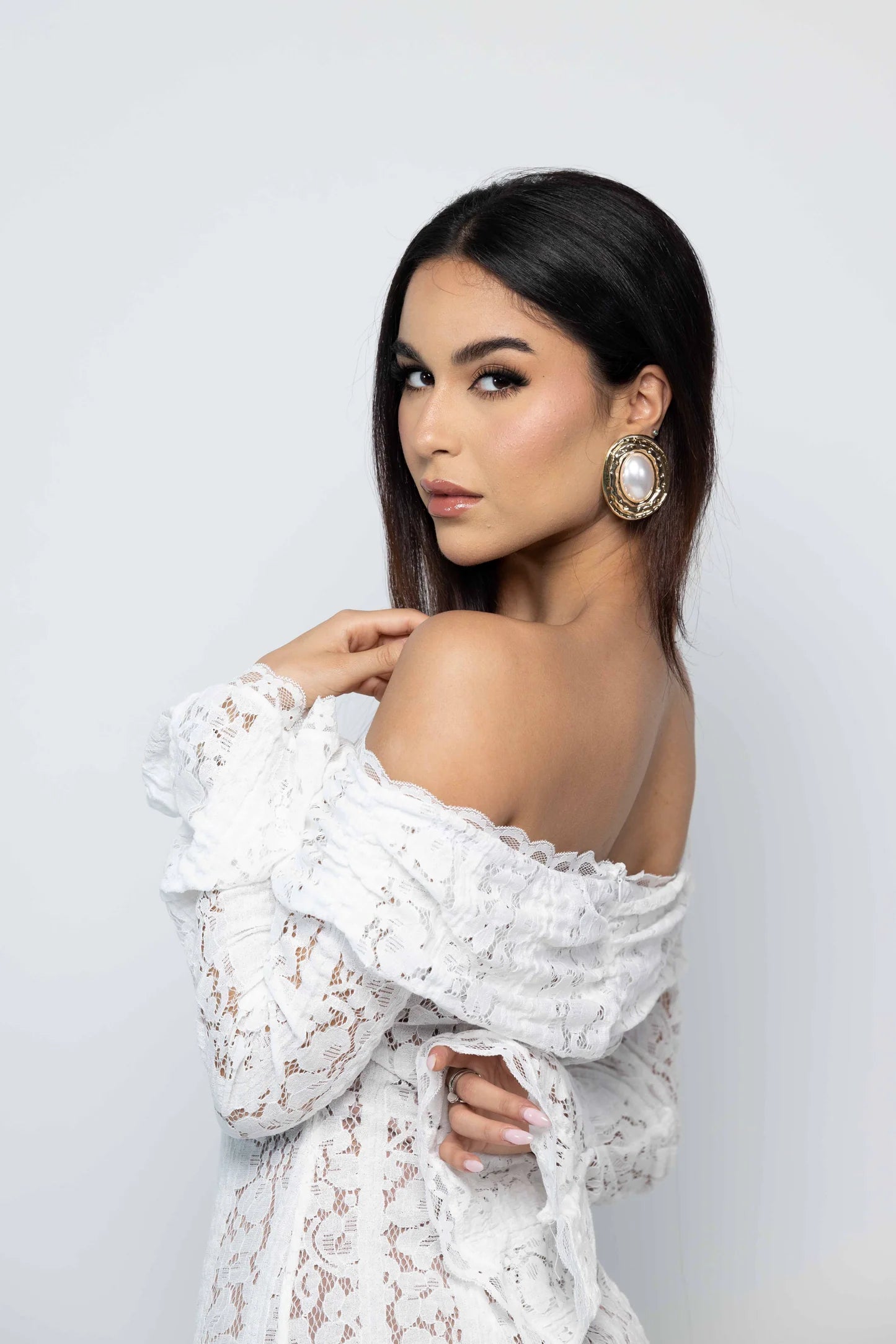 Eve – La Robe Sirène en Dentelle Romantique